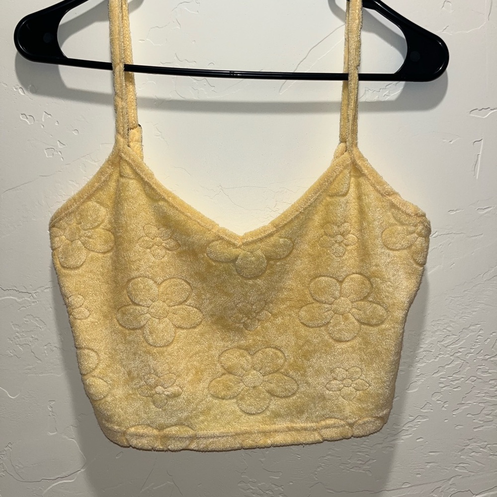 SHEIN Yellow Floral Crop Top